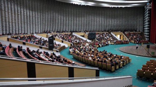 Conférence religieuse organisée par l'Etat islamique à Syrte, dans le lieu même où fut adoptée le 9 septembre 1999 "la déclaration de Syrte", dans laquelle Kadhafi annonça le projet de former l'Union africaine.